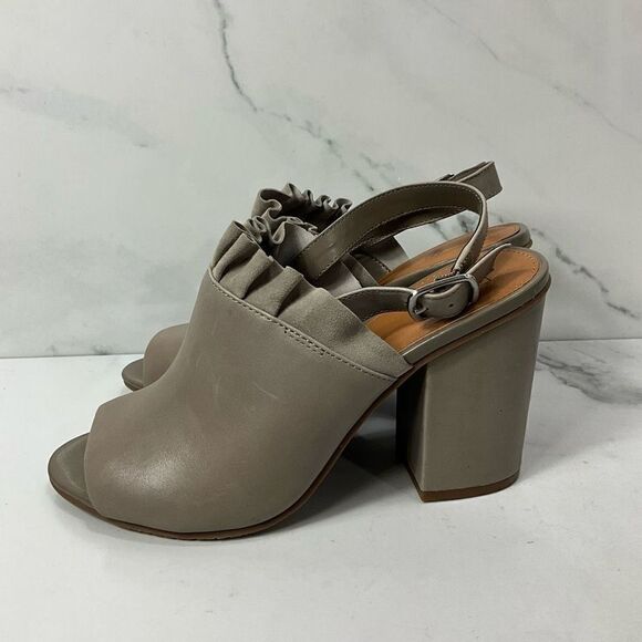 14th & UNION Stone Leather Block Heel Shoes - Picture 2 of 7